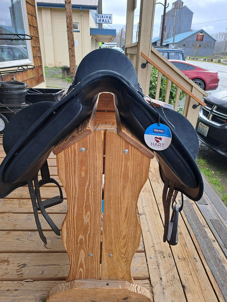 18" NEW  Wintec Pro Endurance Saddle Package