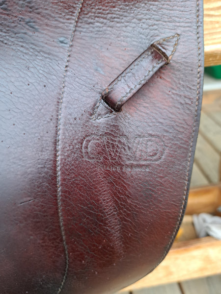 16.5" CWD Close Contact Saddle