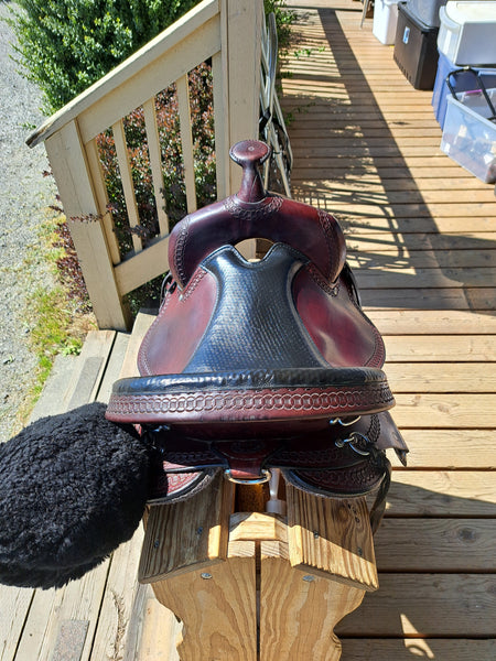 ON TRIAL 15.5" Dixieland Endurance Light Rider Western Trail Saddle