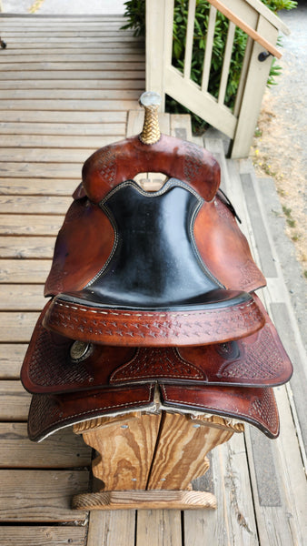 16.5" Diamond Barrel Saddle