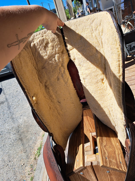 15.5" Crates Western Equitation Show Saddle