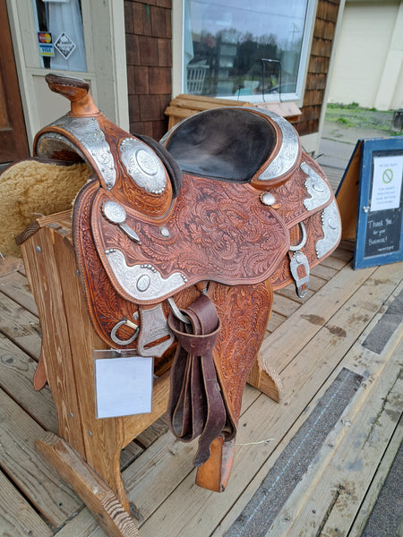 15.5" Custom Woods Equitation Saddle