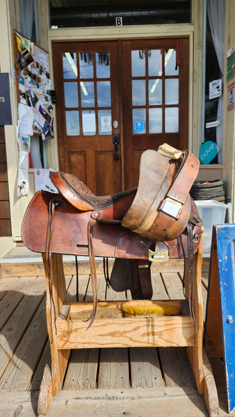 16" Simco Western saddle