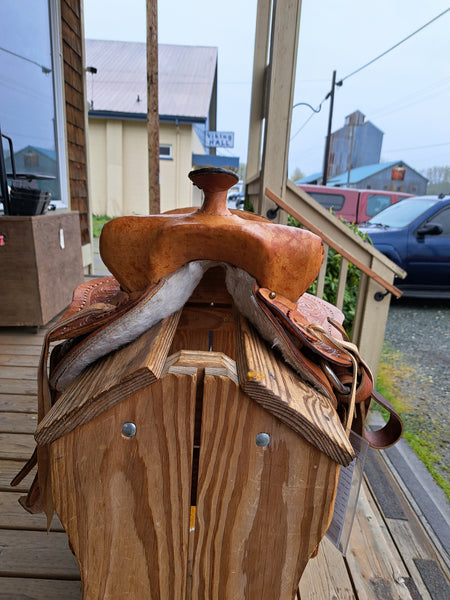 12" Westen Saddle