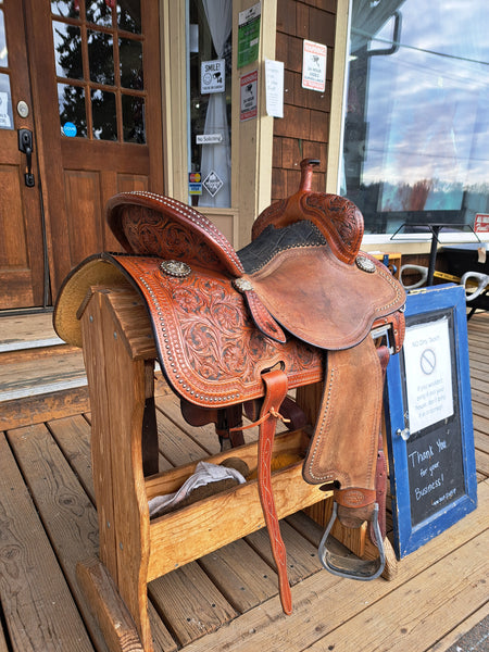 15" Martin Crown C Barrel Saddle