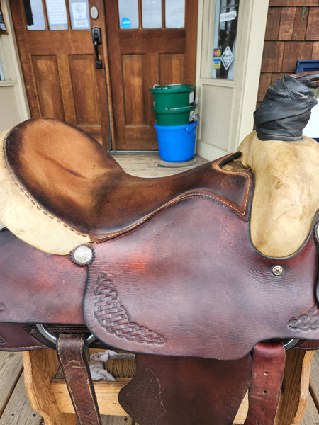 16" Custom Roping Saddle