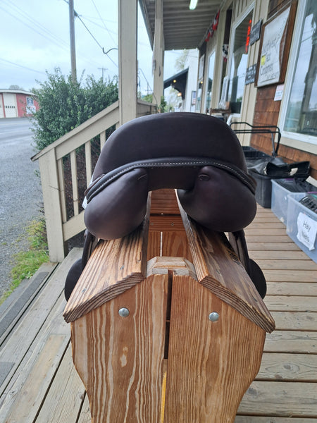 17.5" Intrepid Pro-Trainer Close Contact Saddle