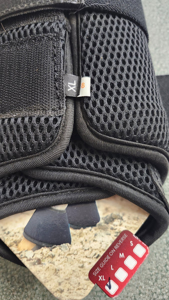 XL New Lemieux Mesh Brushing Boots