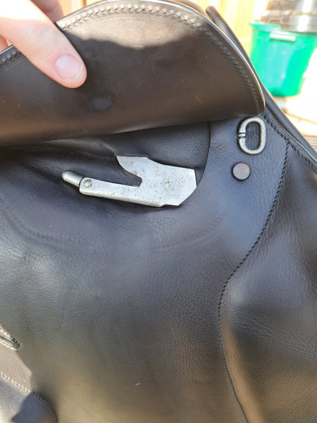 16.5" Macel Rafale S Monoquartier Jumping Saddle