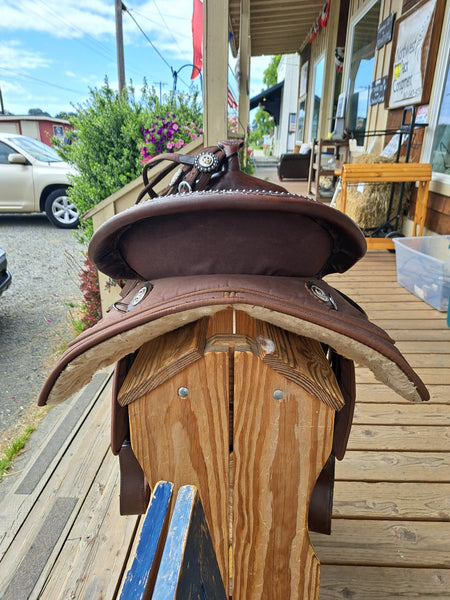 16" King Series Synthetic Western Saddle