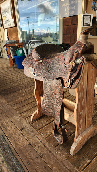 15.5" Billy Cook Vintage Roping Saddle