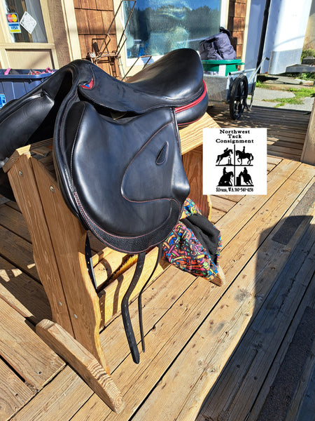 18" Stubben Phantom Jumping Saddle