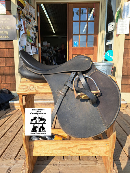 17.5" Wintec All Purpose English Saddle