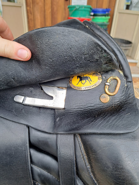 17.5" Black Country Equinox Monoflap Dressage Saddle