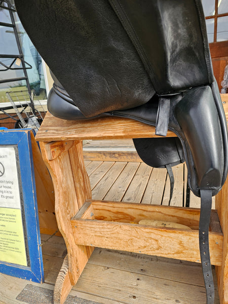 17" NSC Monoflap Dressage Saddle
