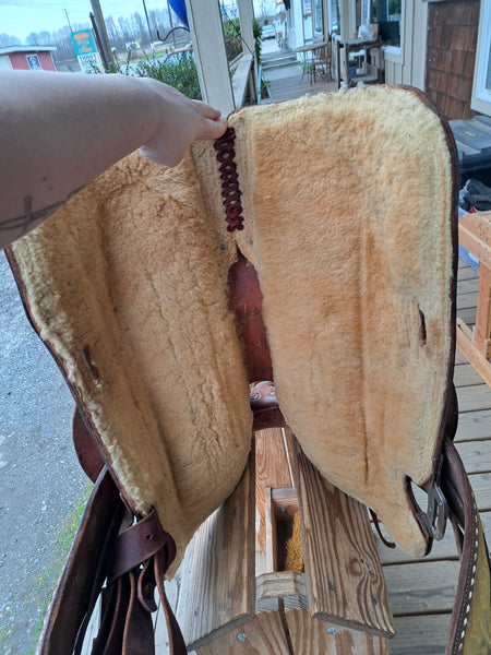 15" Tex Tan Western Saddle