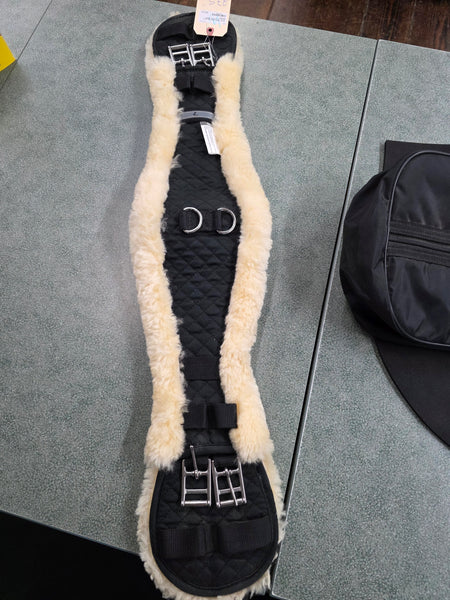 27.5"/70cm Horze Harleigh Sheepskin Dressage Girth