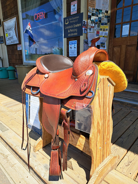 15.5" Crates Classic Reining Saddle