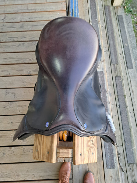 17.5" Frank Baines Zenith Dressage Saddle