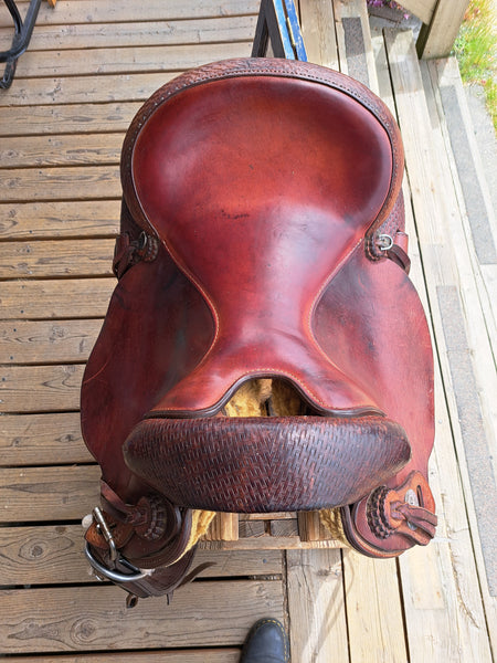 16" Crates Arabian Endurance Saddle