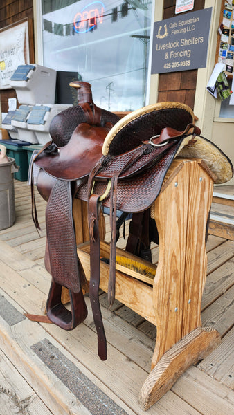 15.5" Hereford Tex Tan Roping Saddle
