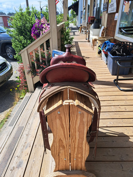 15" Fabtron Lady Trail Western Saddle