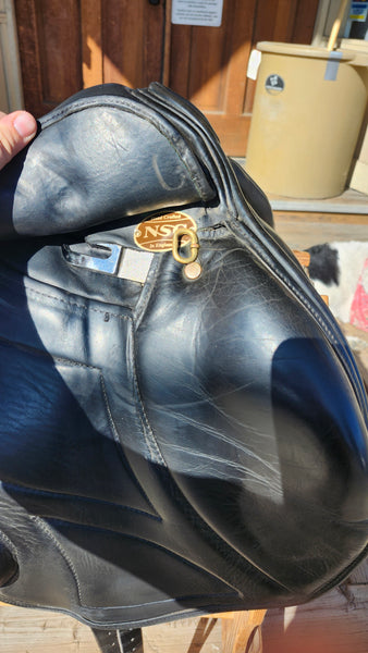 17.5" NSC Monoflap Jumping Saddle