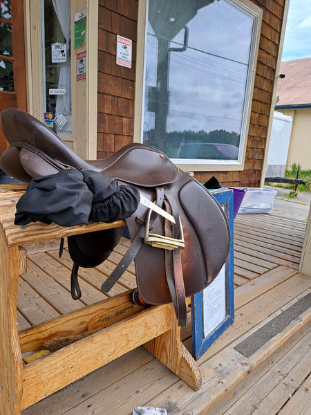 17.5" Collegiate Art All Purpose English Saddle