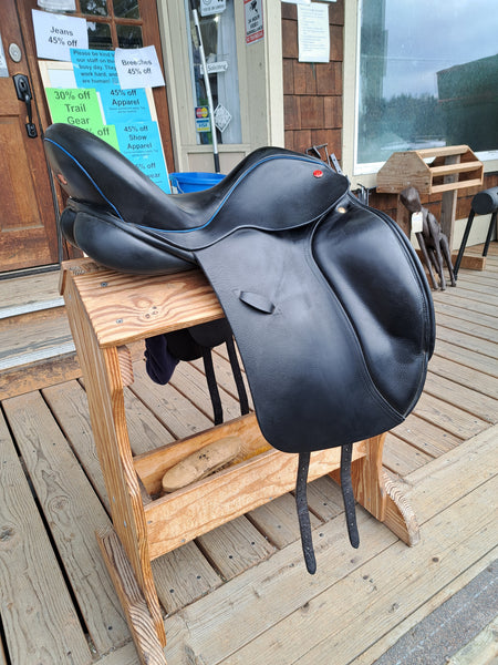 17" Hastilow Concept Dressage Saddle