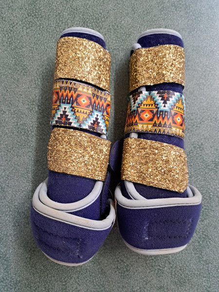 Medium Iconolast Glamorus Cowgirl SMB