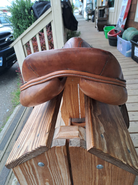 17" HDR Close Contact Saddle