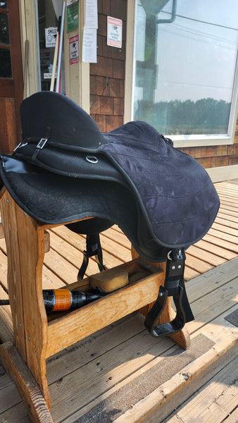 Tough 1 Soft saddle with stirups and pad
