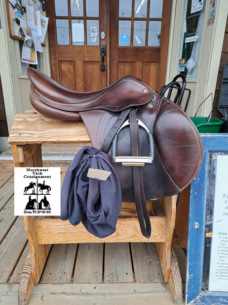 17" Prestige Versailles Jumping Saddle