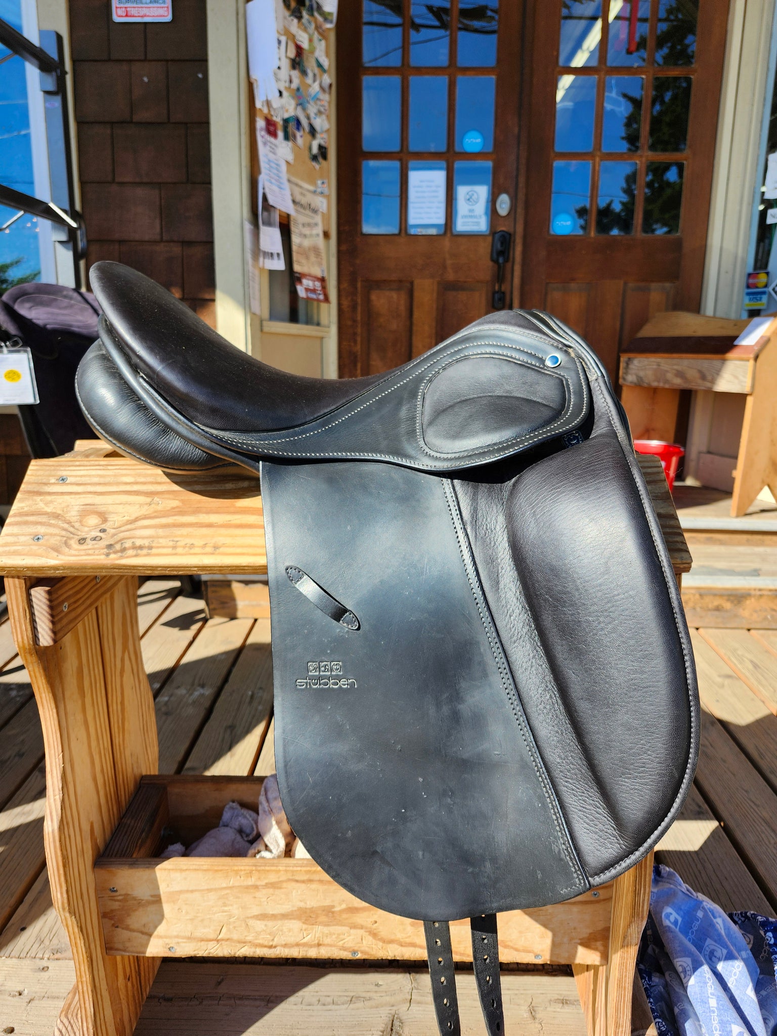 17.5" Stubben Scandica D.L. Dressage Saddle