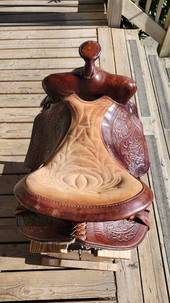 15" Sandstone Western Saddle