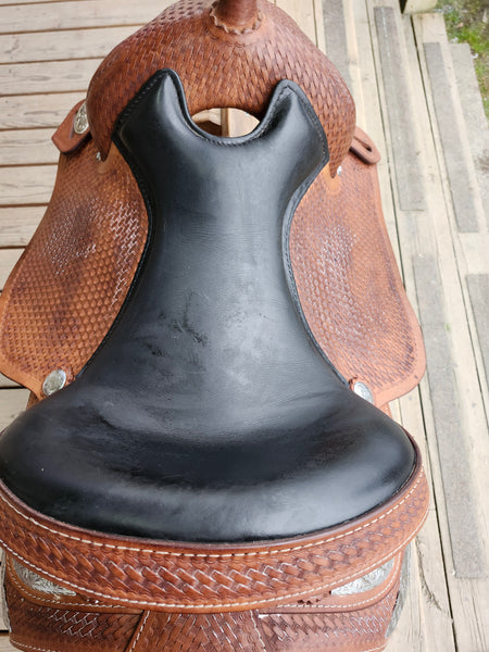 16" Hilason Trail & Pleasure Saddle