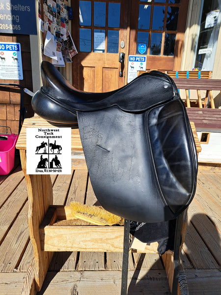 17.5" Custom Saddlery Steffen Peters Advantage dressage saddle