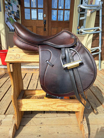 ON TRIAL 17" Dover Circuit Jump Saddle