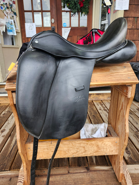 17" Custom Sadlery Steffen's Advantage Dressage Saddle