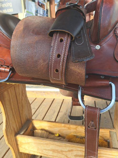 15.5" Royal King Gaited Trail Saddle