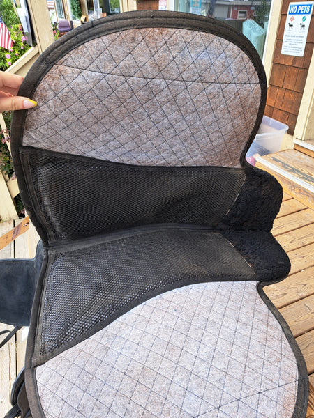 Black Forest Aspen Treeless Saddle
