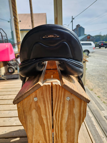 17" Prestige X D2K Zero Dressage Saddle