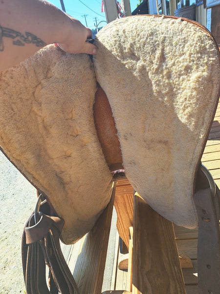 15" Endurance Saddle