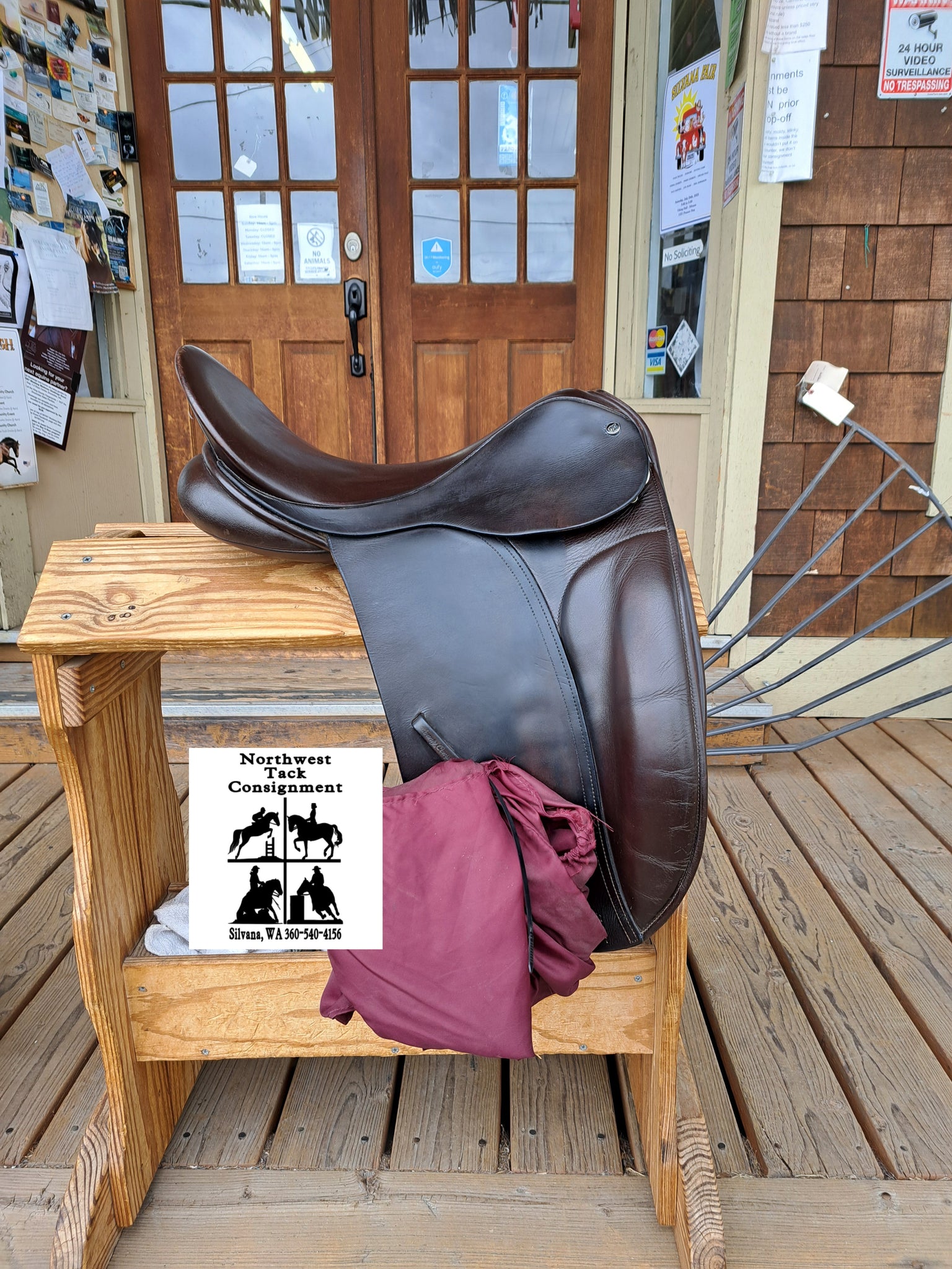 16.5" County Competitor Dressage Saddle