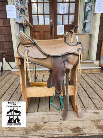 18" Custom Treeless Trail Saddle