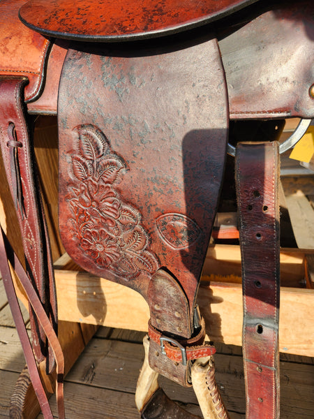 15" Hereford Western Trail Saddle