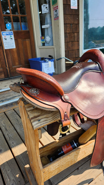 16.5" Tucker T59 Endurance Saddle