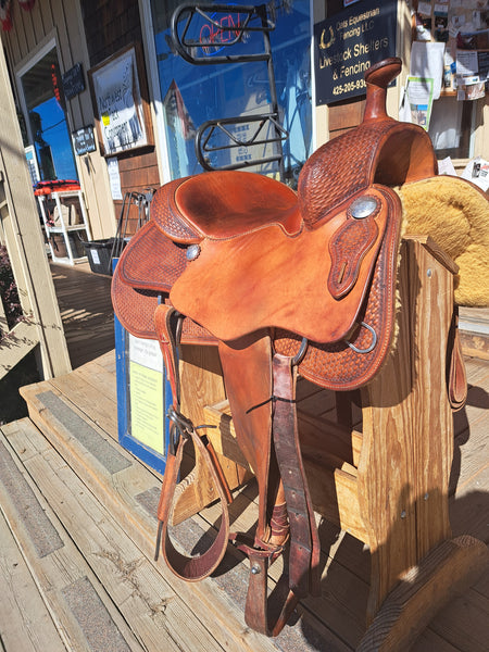 16" Cowhorse Equipment Cowhorse Saddle
