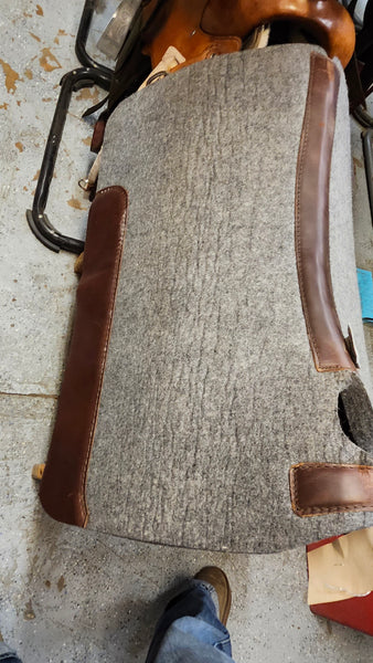 NEW Pro Choice Wool/Felt Western Pad