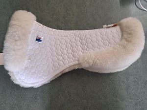Mattes Fleece Half Pad W/ Bolsters